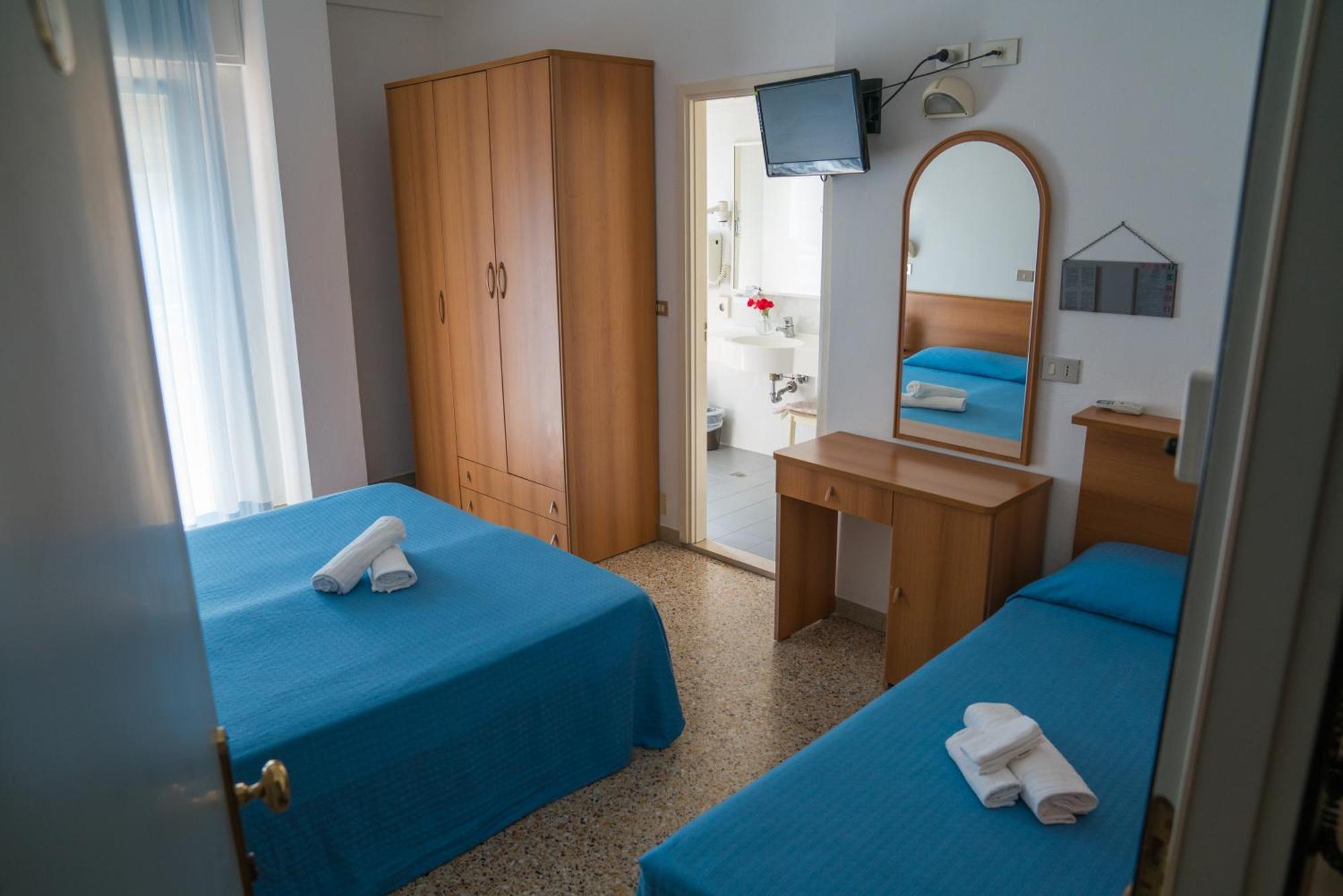Hotel Singapore Milano Marittima Kültér fotó