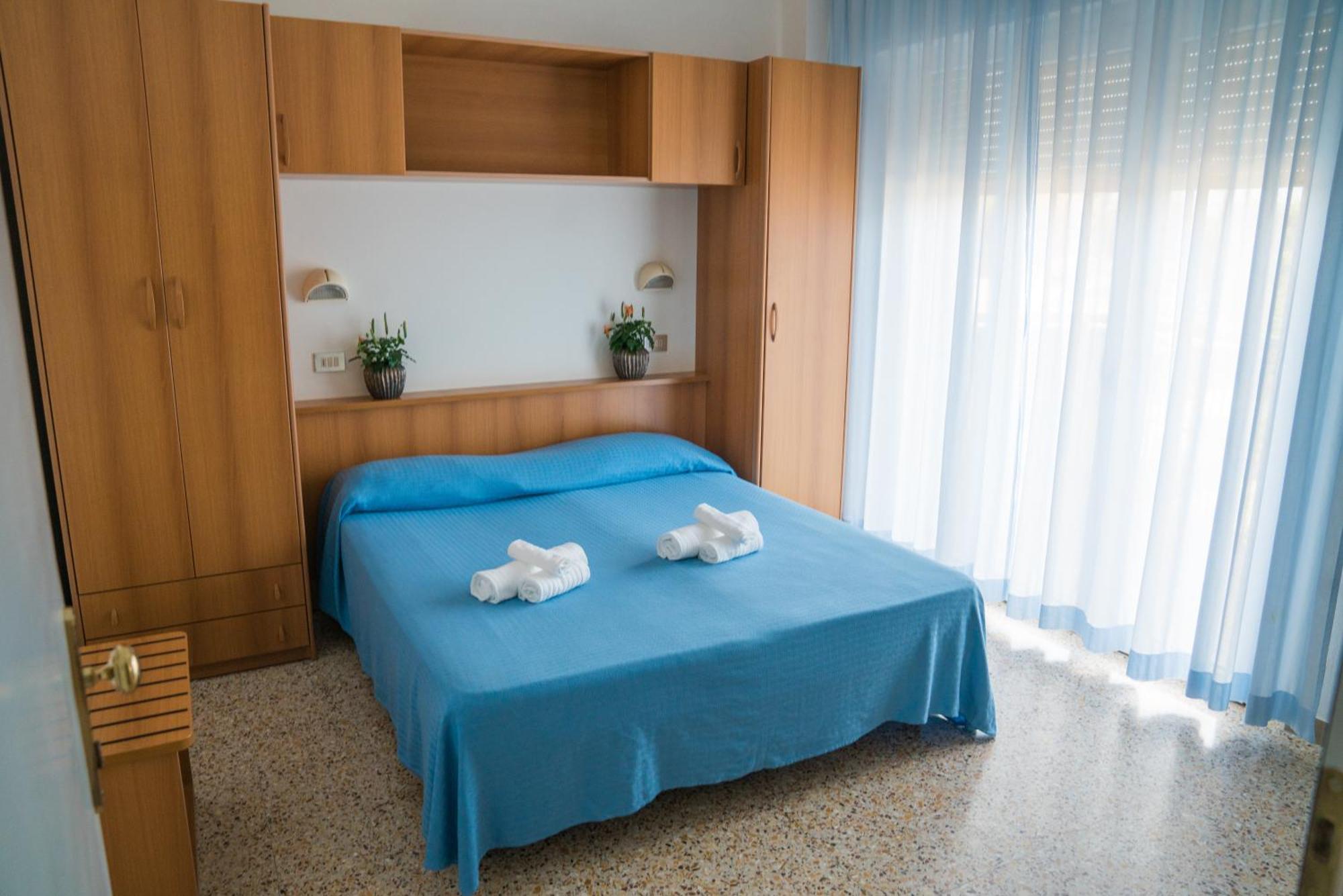 Hotel Singapore Milano Marittima Kültér fotó