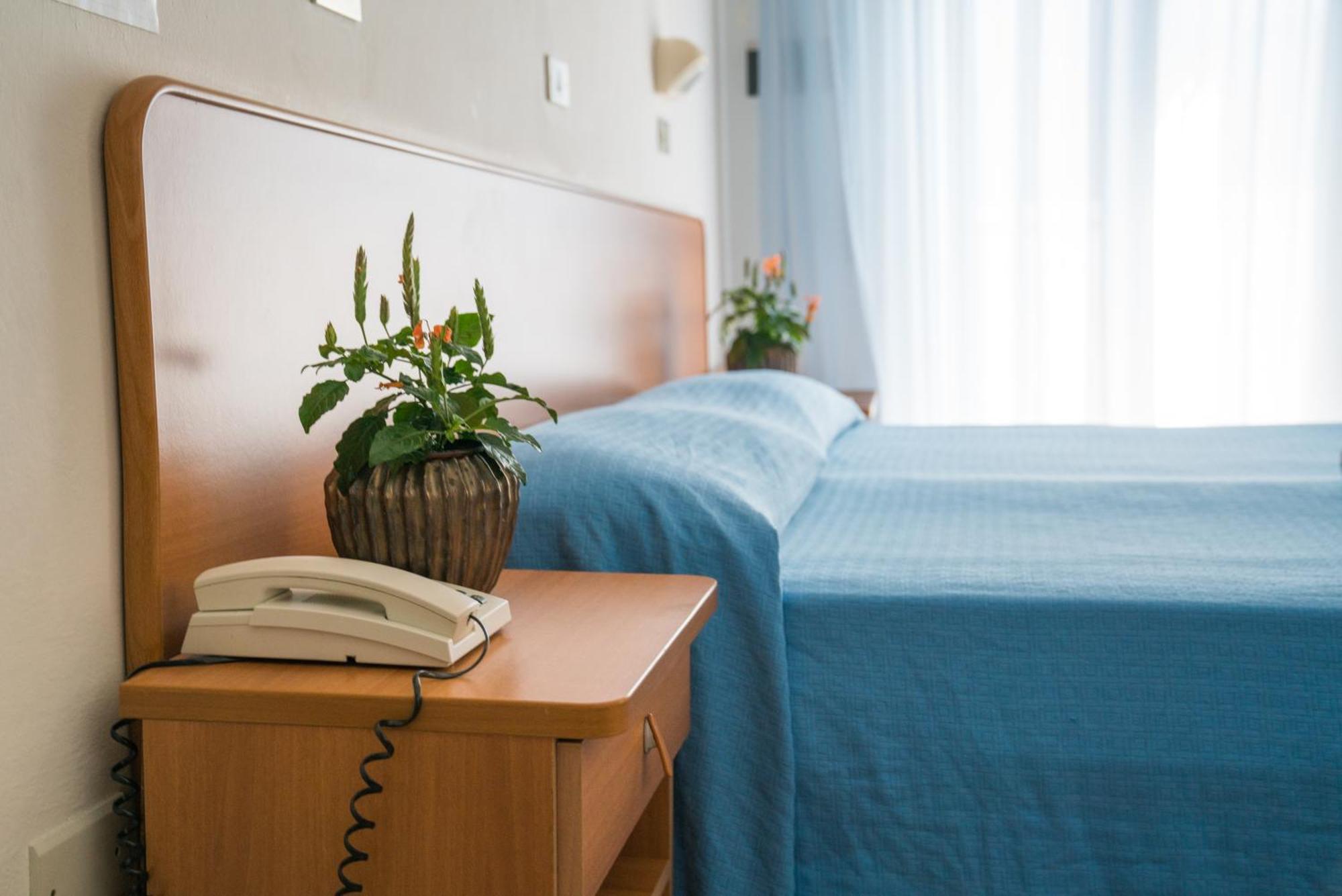 Hotel Singapore Milano Marittima Kültér fotó